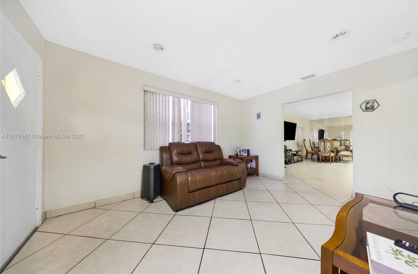 Small Image of 287 NORTH WEST 31ST ST, Miami Number 30