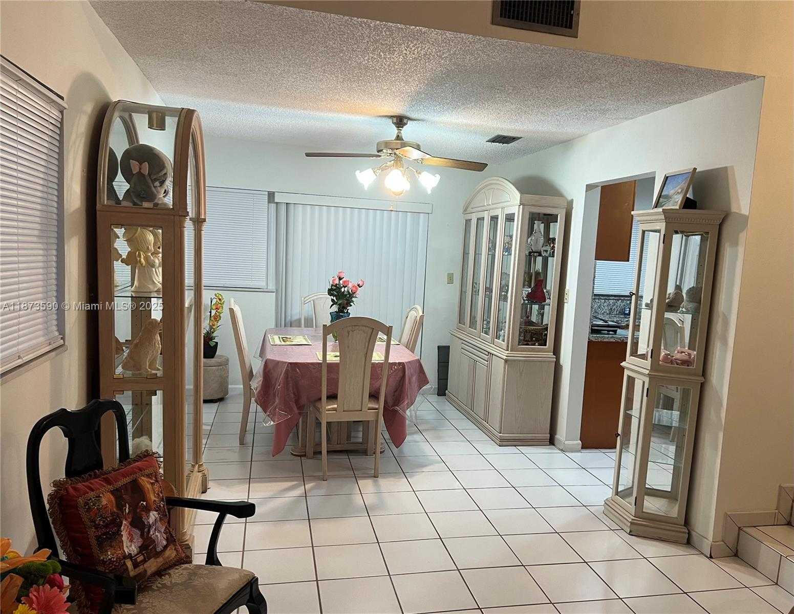 Small Image of 749 SOUTH WEST 99TH CT CIR, Miami Number 7