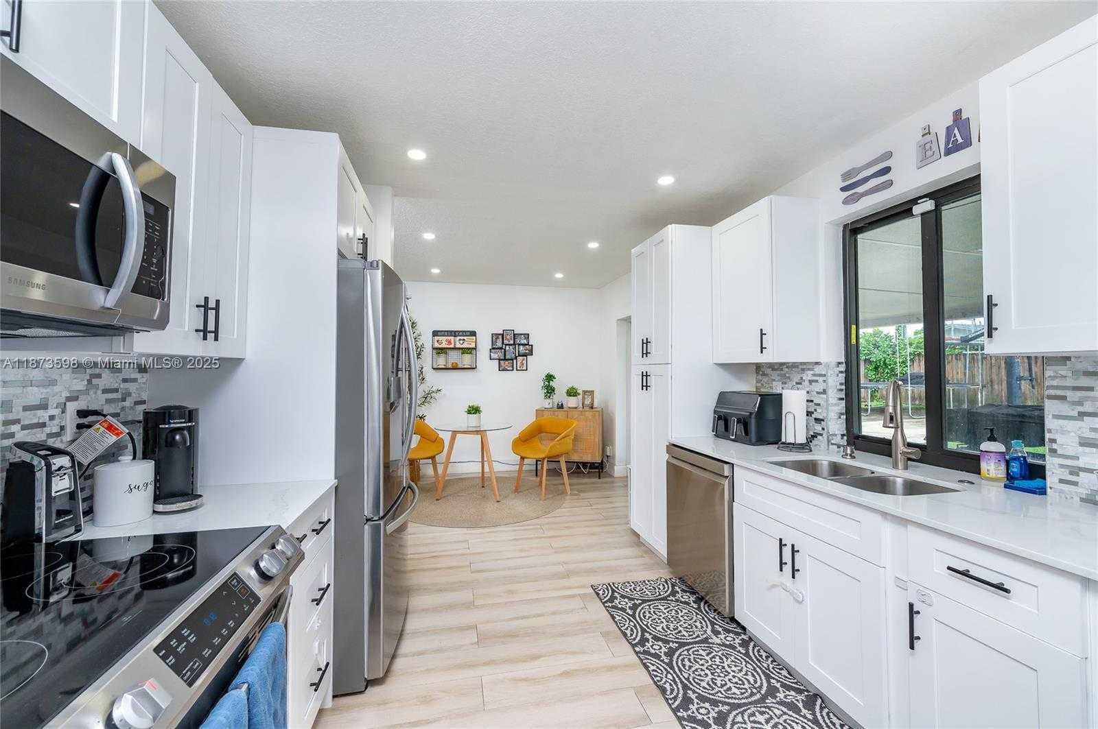 Small Image of 10040 SOUTH WEST 212TH ST, Cutler Bay Number 17