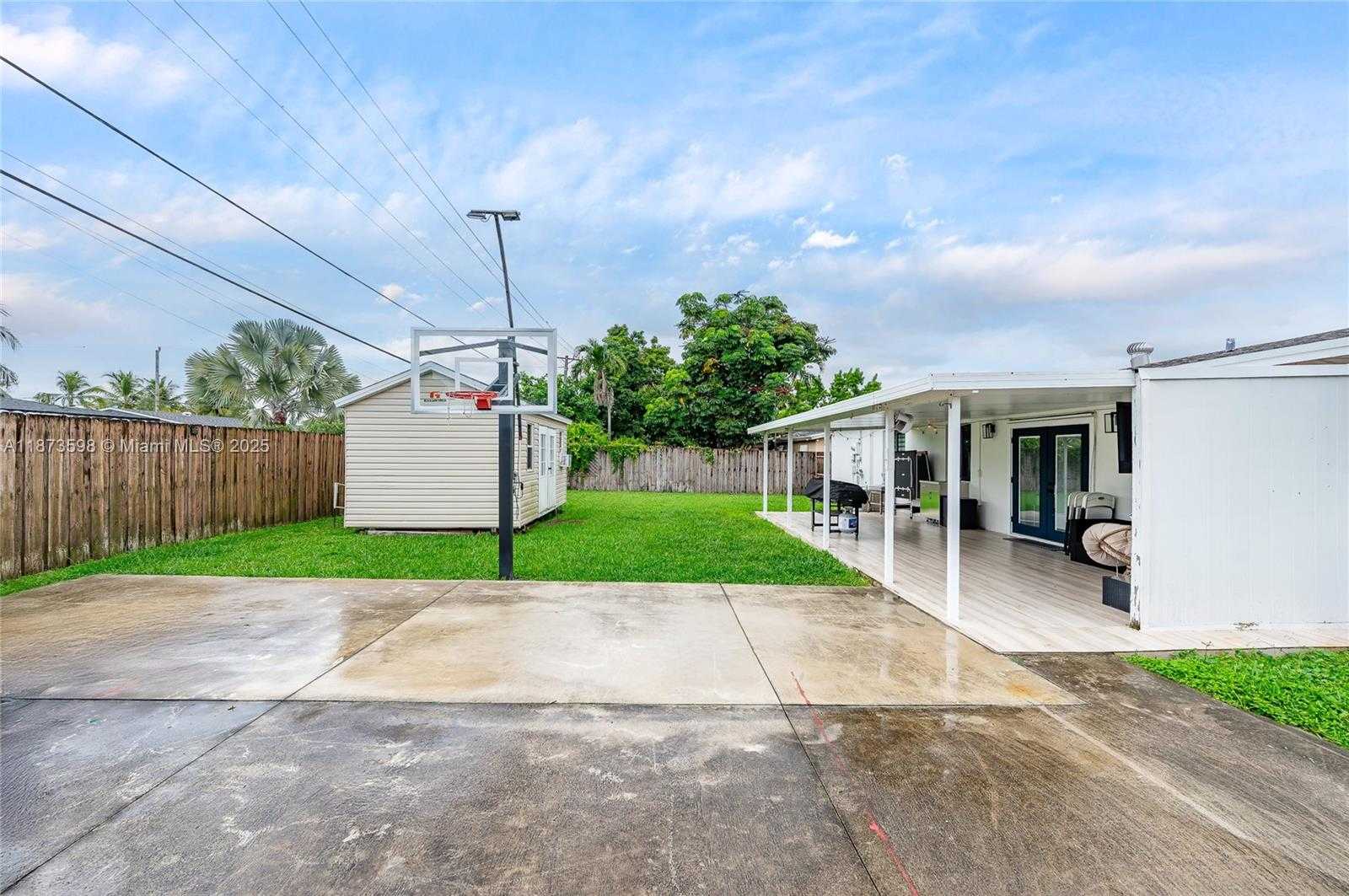 Small Image of 10040 SOUTH WEST 212TH ST, Cutler Bay Number 8