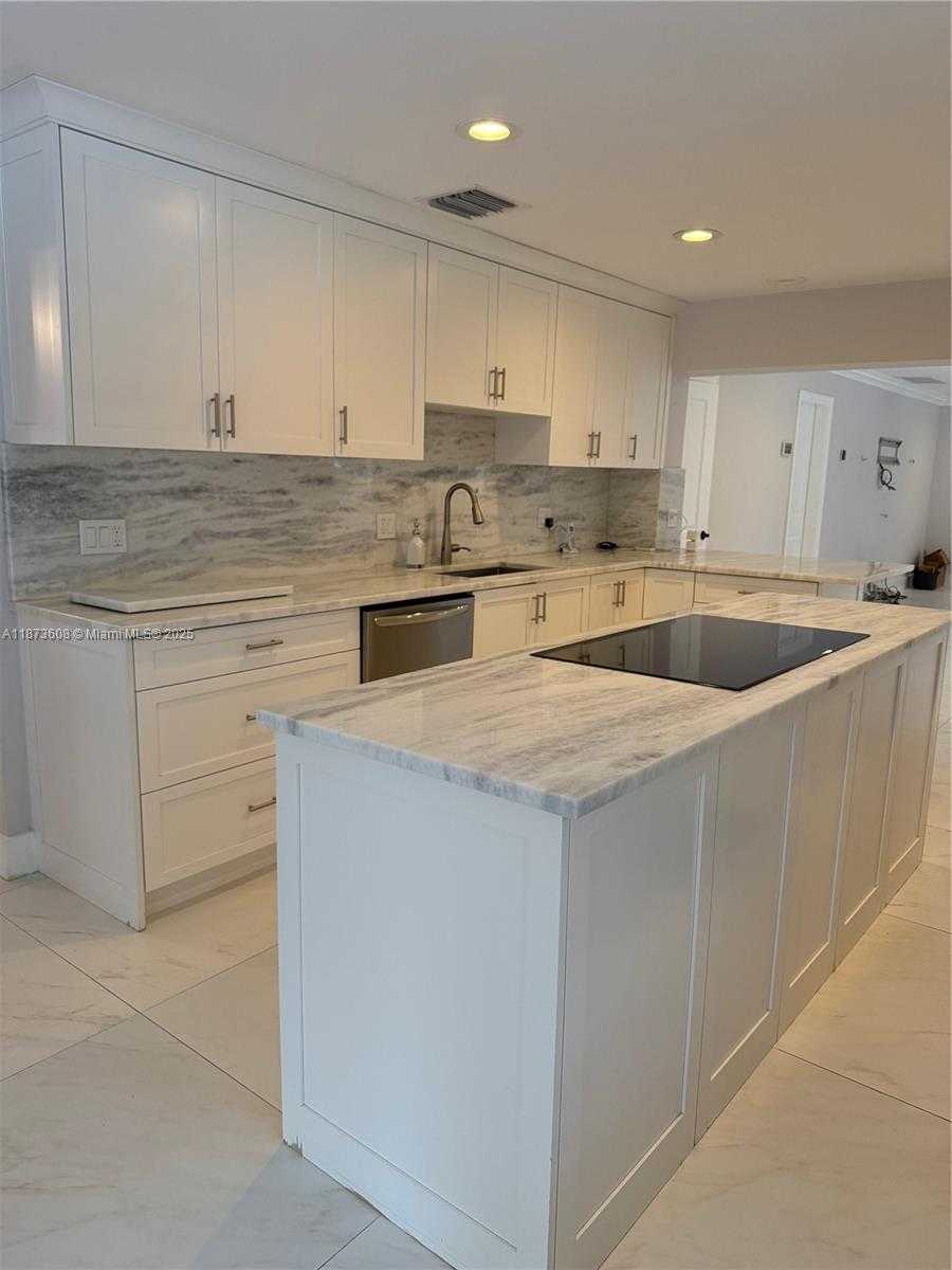Small Image of 17071 SOUTH WEST 85TH AVE, Palmetto Bay Number 11