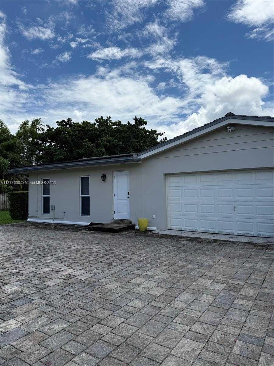 Small Image of 17071 SOUTH WEST 85TH AVE, Palmetto Bay Number 28