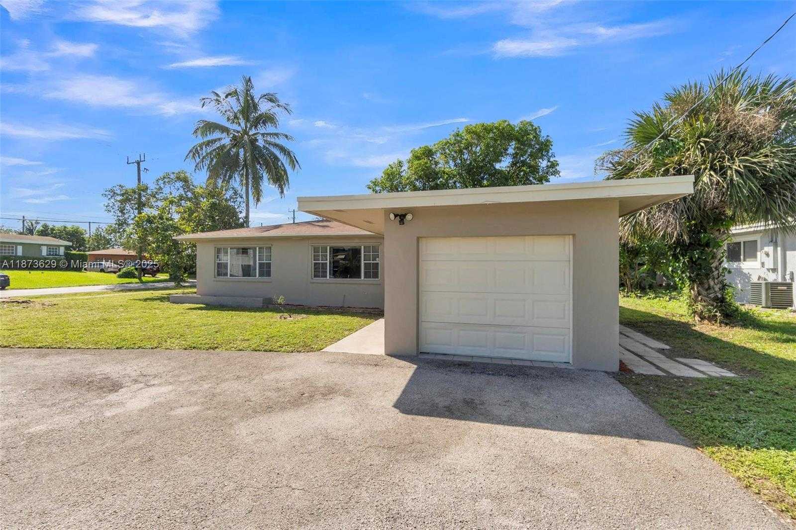 Small Image of 4200 NORTH WEST 2ND ST, Plantation Number 3