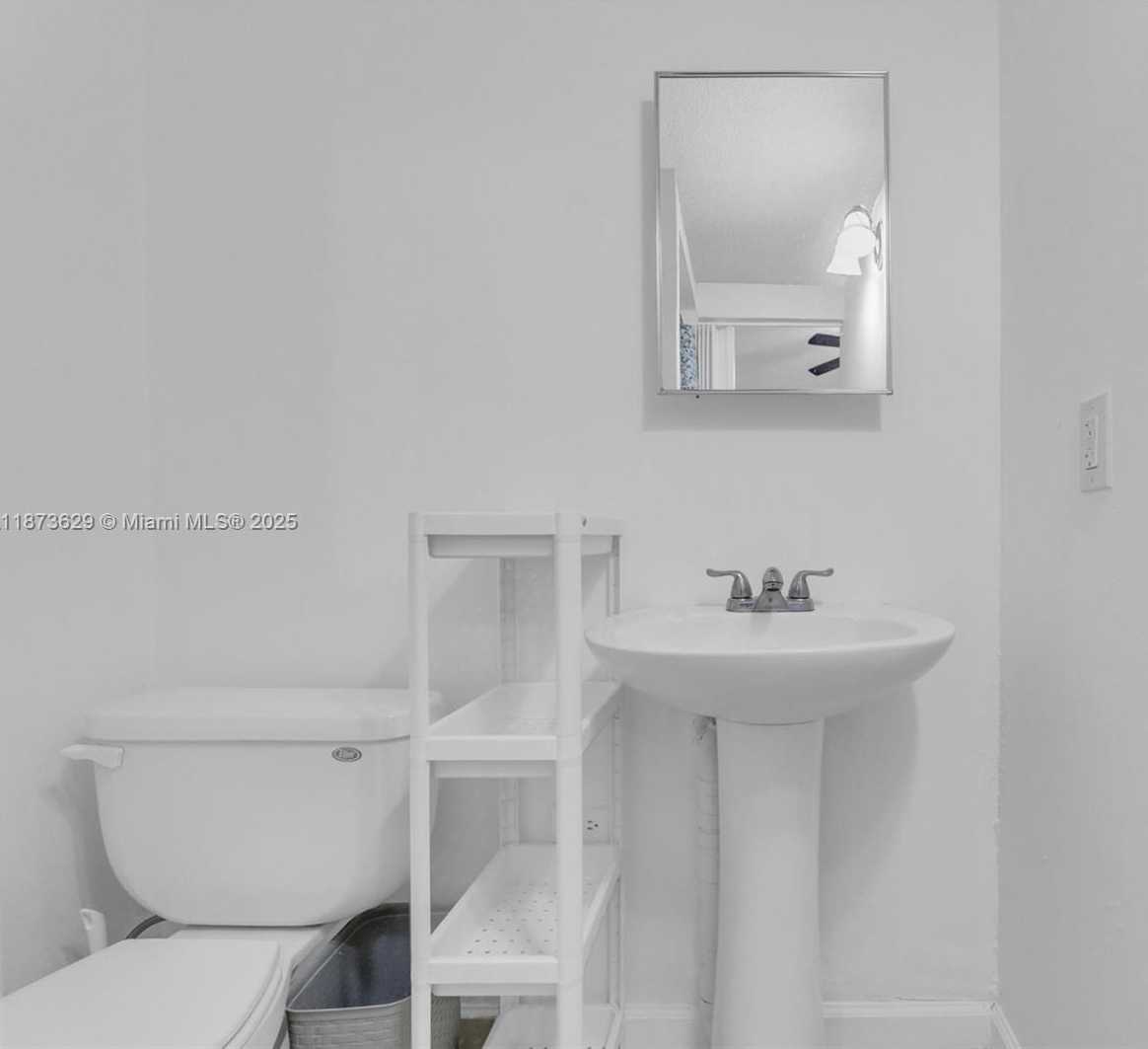 Small Image of 4200 NORTH WEST 2ND ST, Plantation Number 34