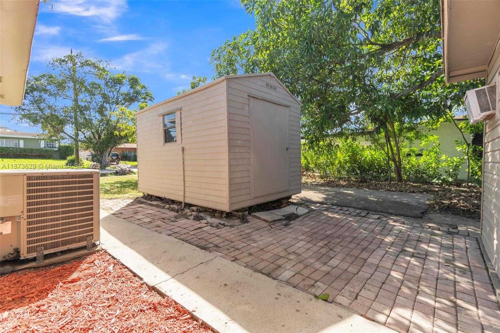 Small Image of 4200 NORTH WEST 2ND ST, Plantation Number 42