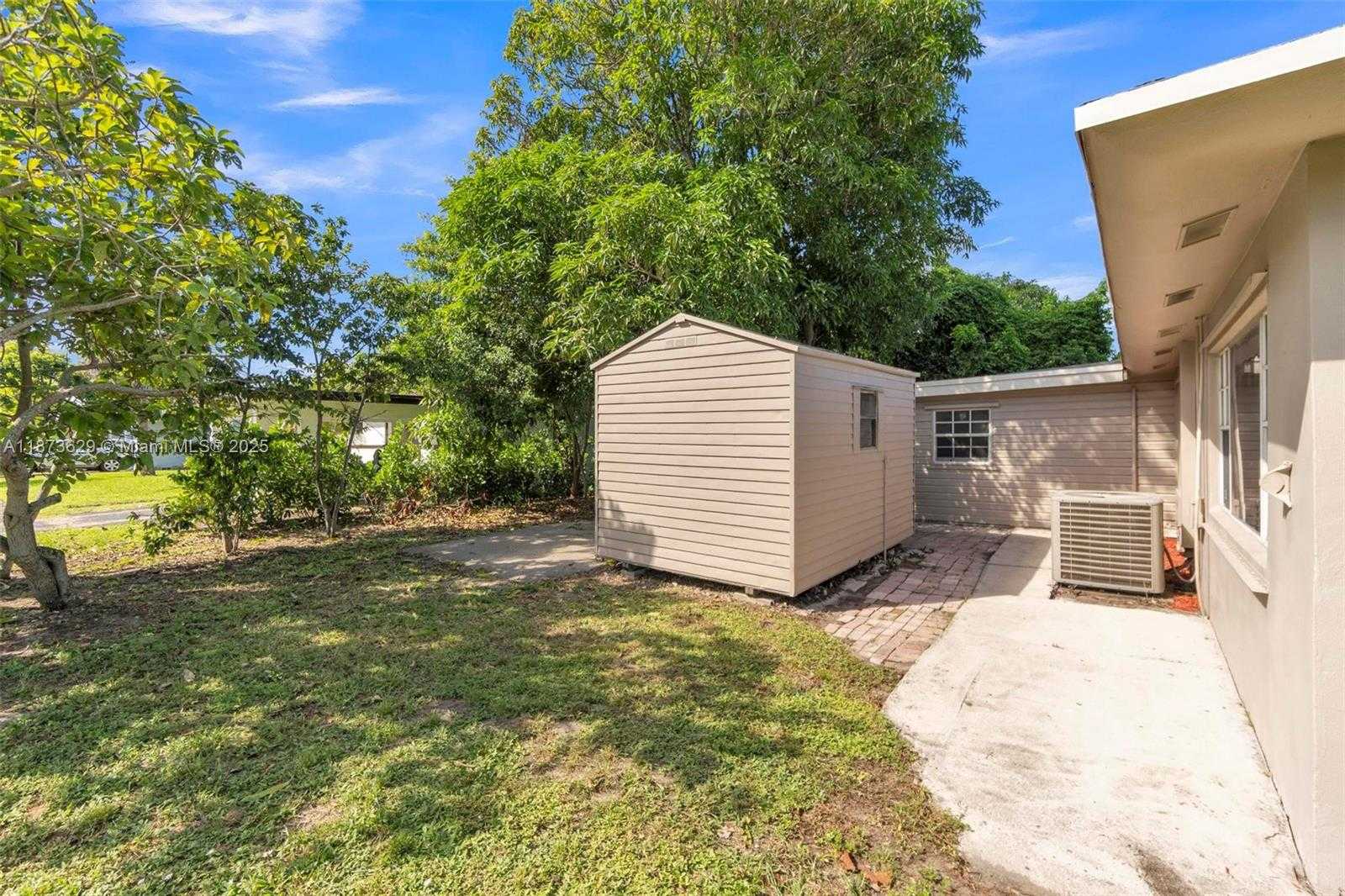 Small Image of 4200 NORTH WEST 2ND ST, Plantation Number 43
