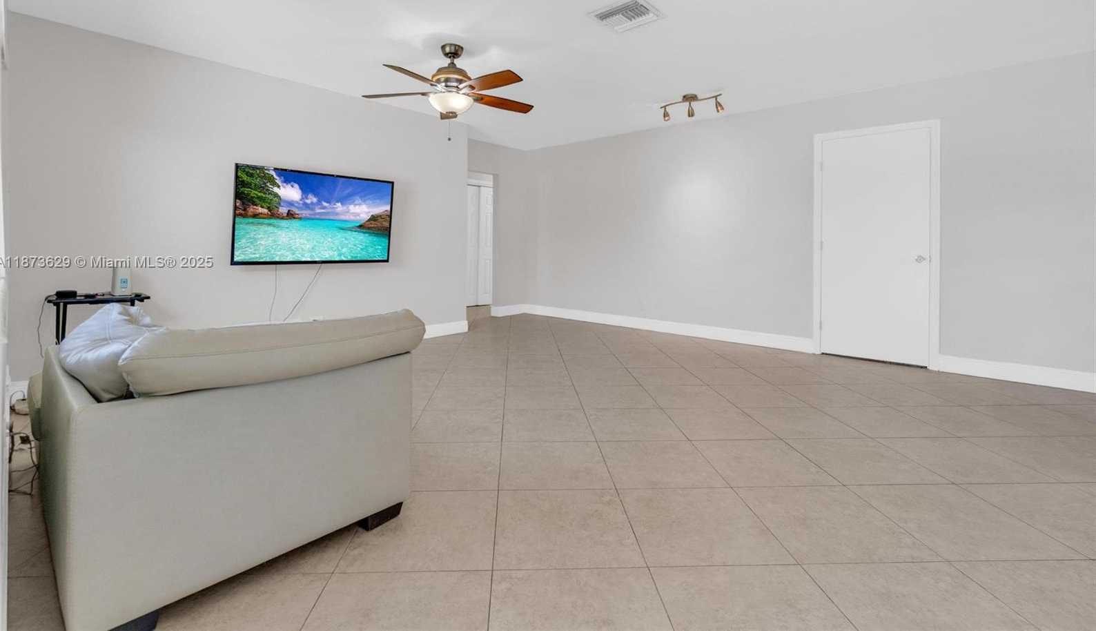 Small Image of 4200 NORTH WEST 2ND ST, Plantation Number 5