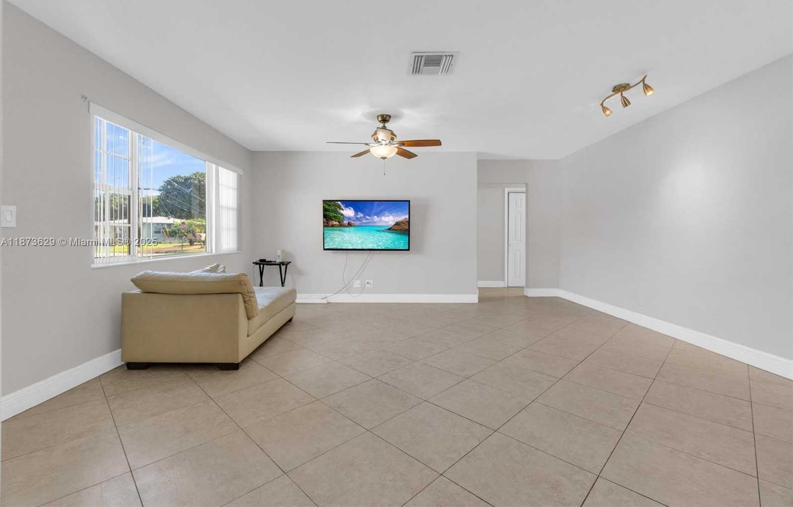 Small Image of 4200 NORTH WEST 2ND ST, Plantation Number 6