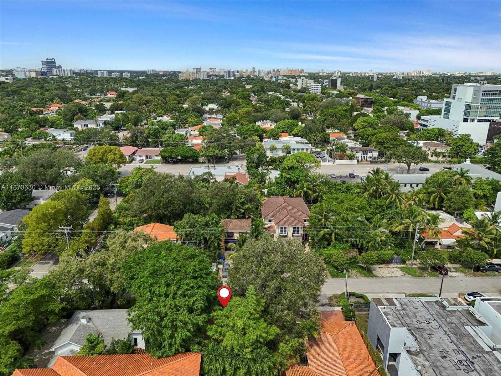Small Image of 2295 SOUTH WEST 16TH CT, Miami Number 22
