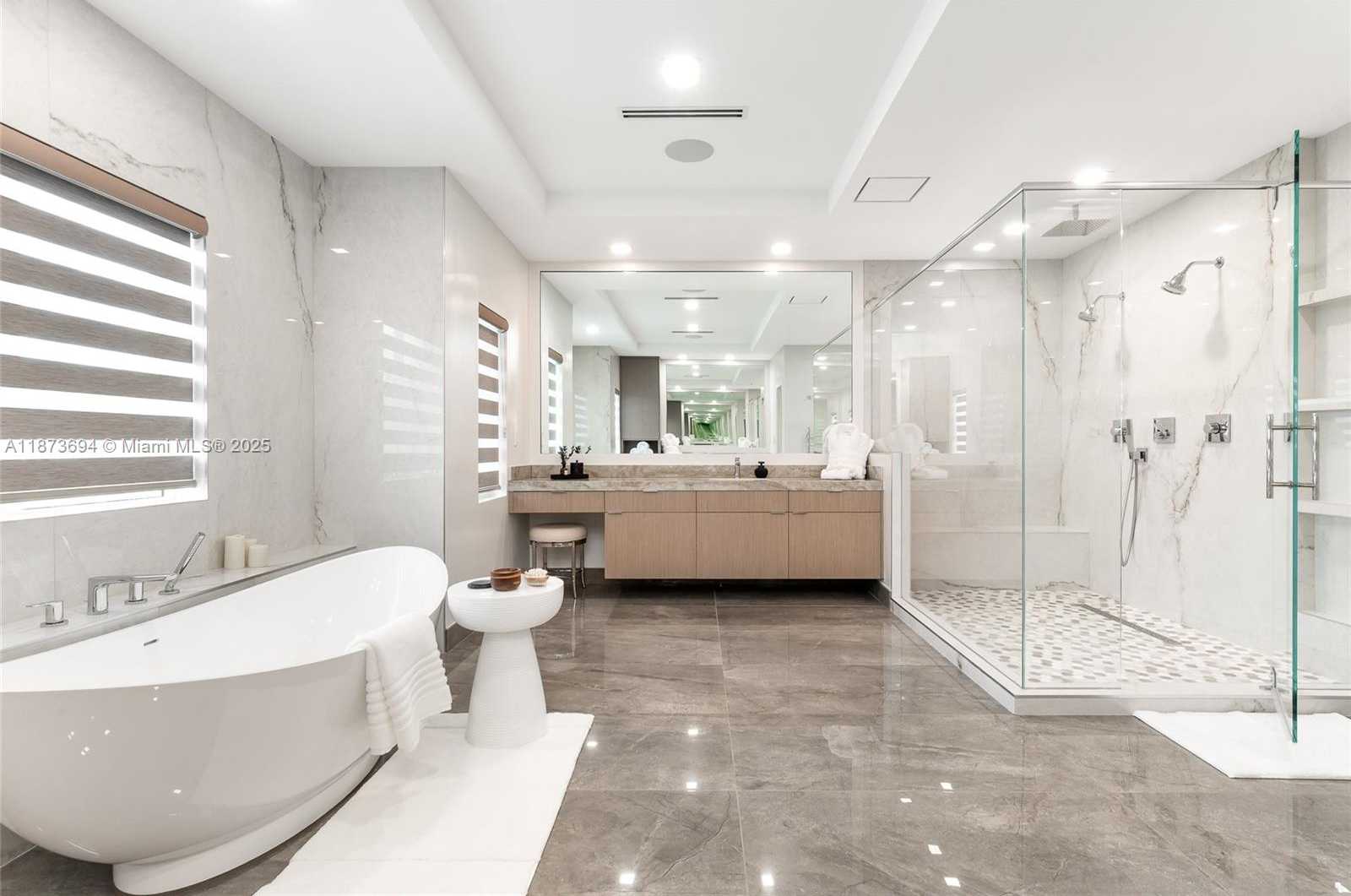 Small Image of 3740 NORTH EAST 29TH AVE, Lighthouse Point Number 36