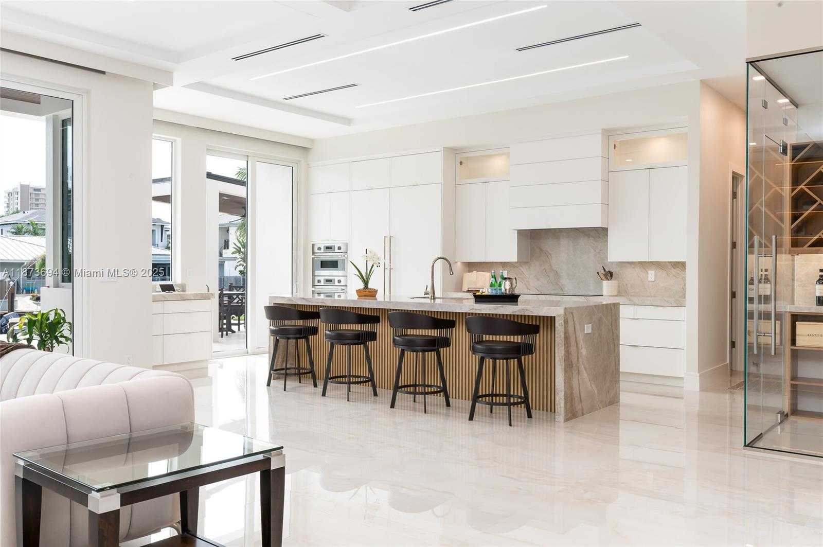 Small Image of 3740 NORTH EAST 29TH AVE, Lighthouse Point Number 4