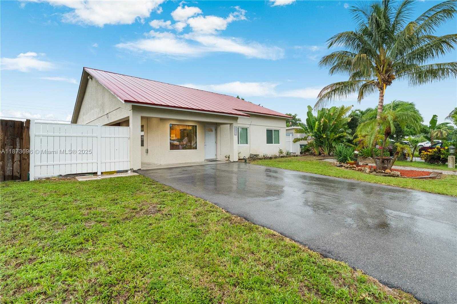 Small Image of 5677 MAYPOP RD, West Palm Beach Number 24