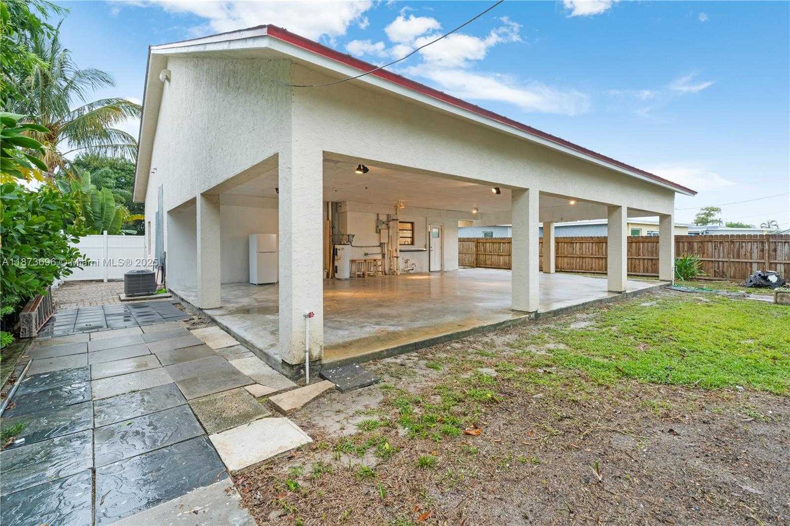 Small Image of 5677 MAYPOP RD, West Palm Beach Number 26
