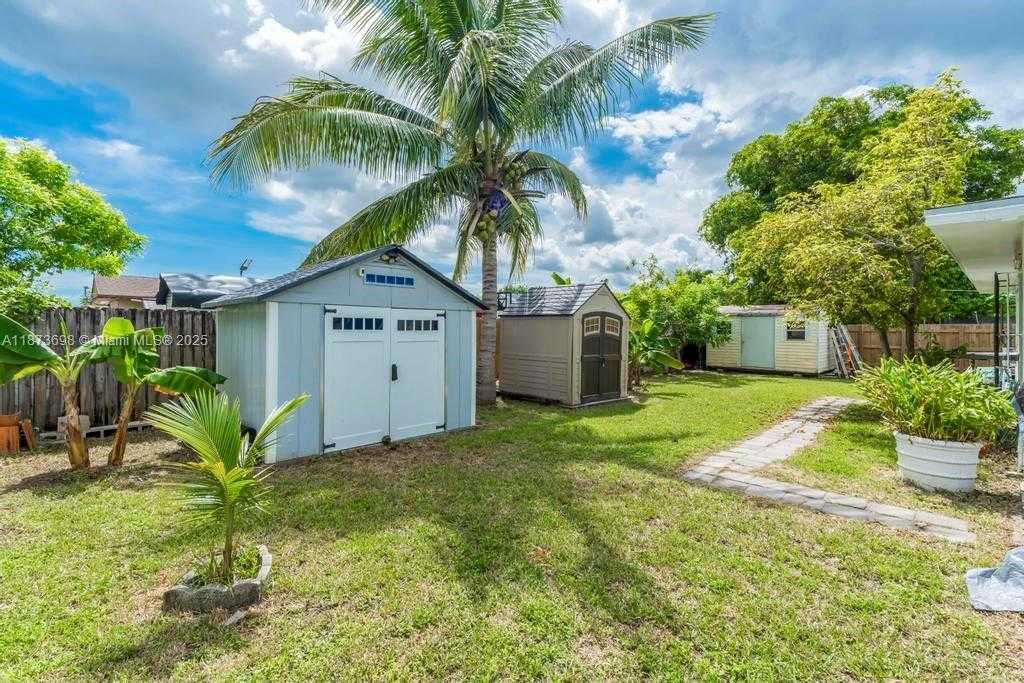 Small Image of 26023 SOUTH WEST 133RD PL, Homestead Number 27