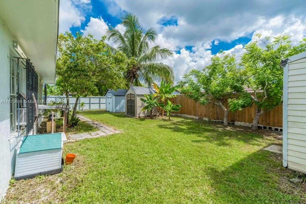Small Image of 26023 SOUTH WEST 133RD PL, Homestead Number 28