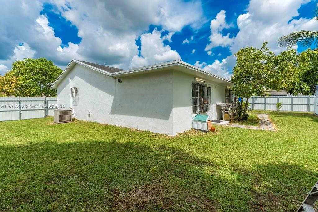 Small Image of 26023 SOUTH WEST 133RD PL, Homestead Number 31