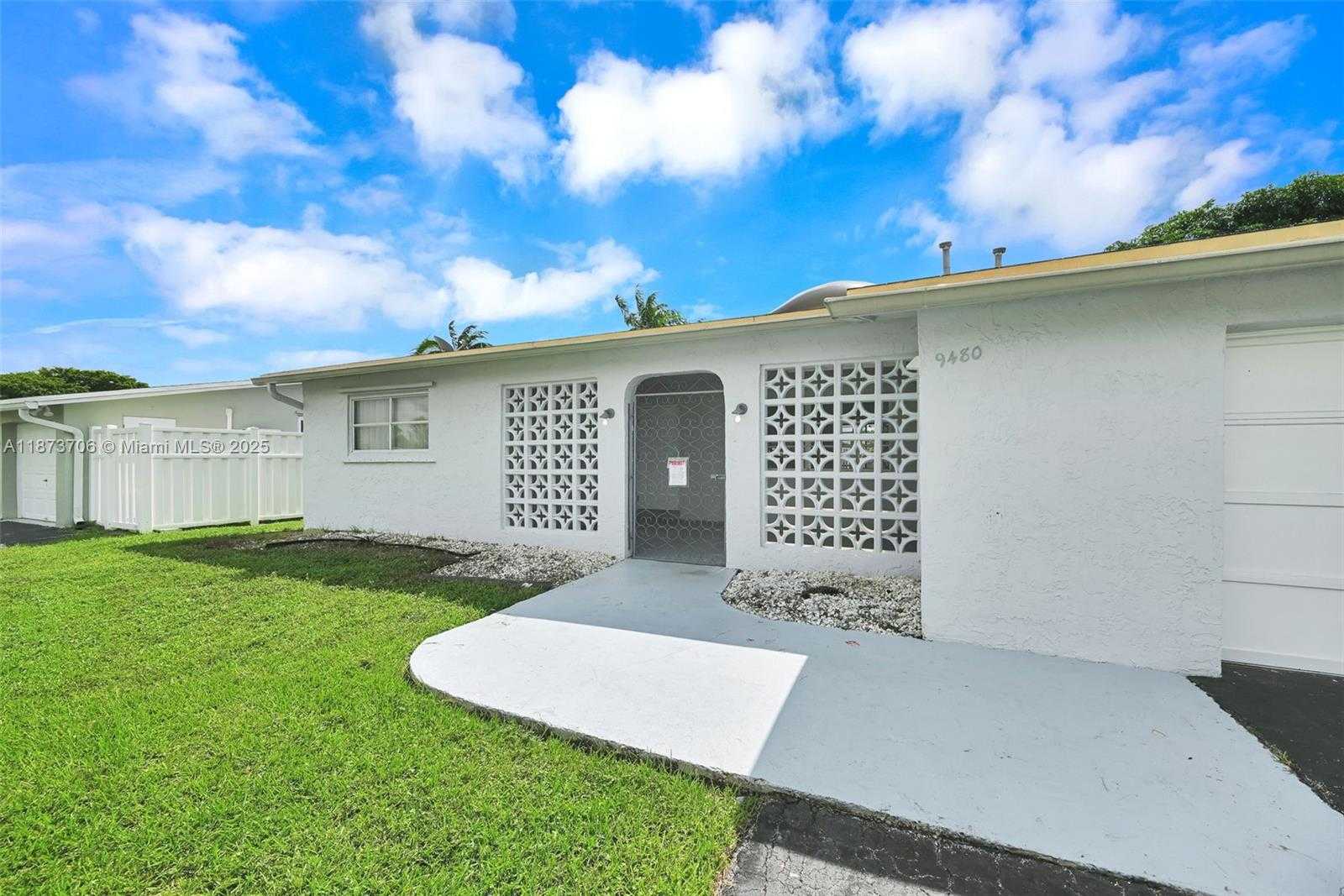 Small Image of 9480 NORTH WEST 24TH PL, Sunrise Number 14