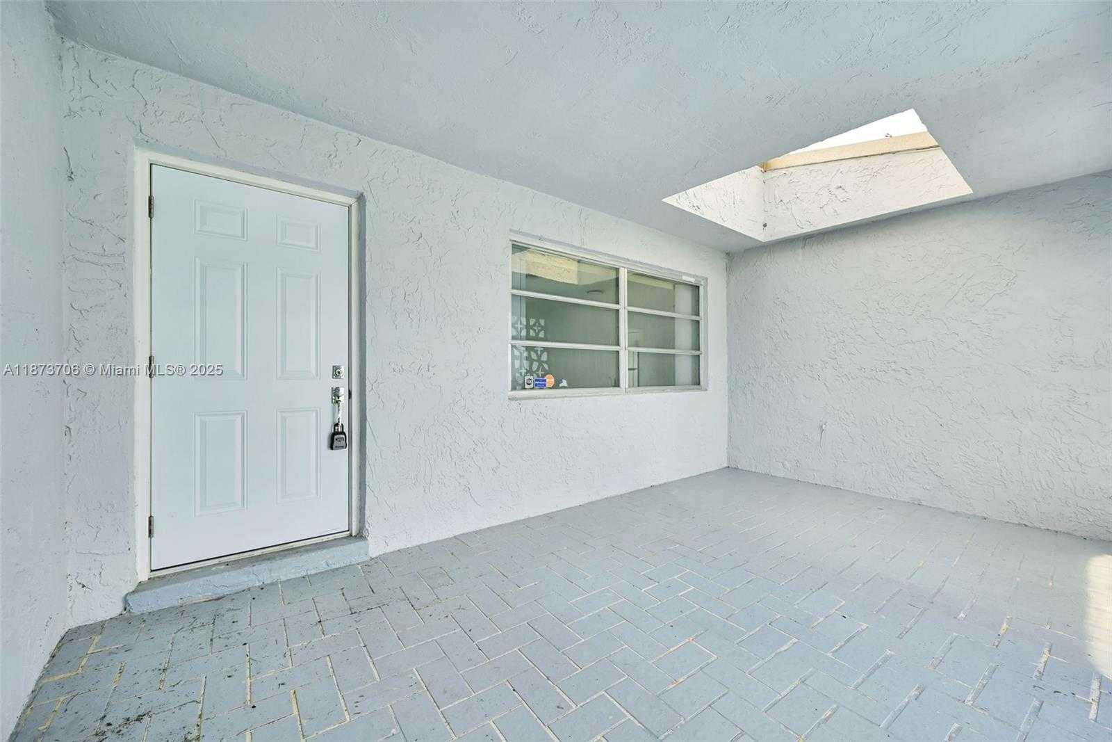 Small Image of 9480 NORTH WEST 24TH PL, Sunrise Number 16