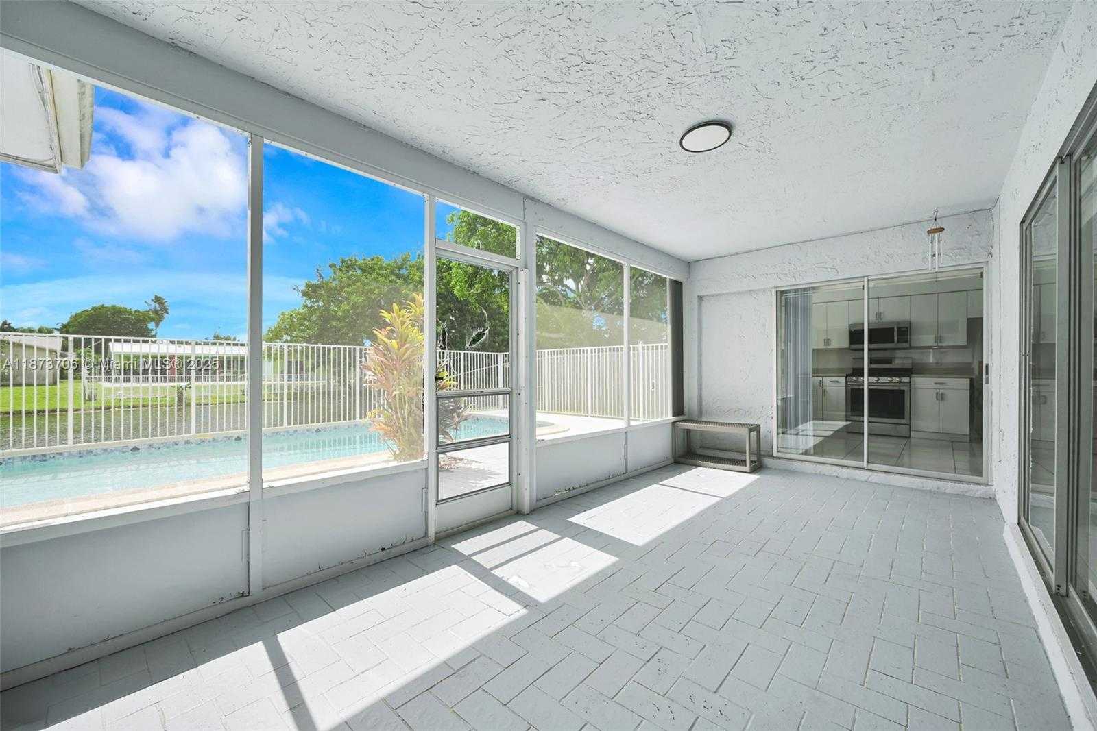 Small Image of 9480 NORTH WEST 24TH PL, Sunrise Number 19