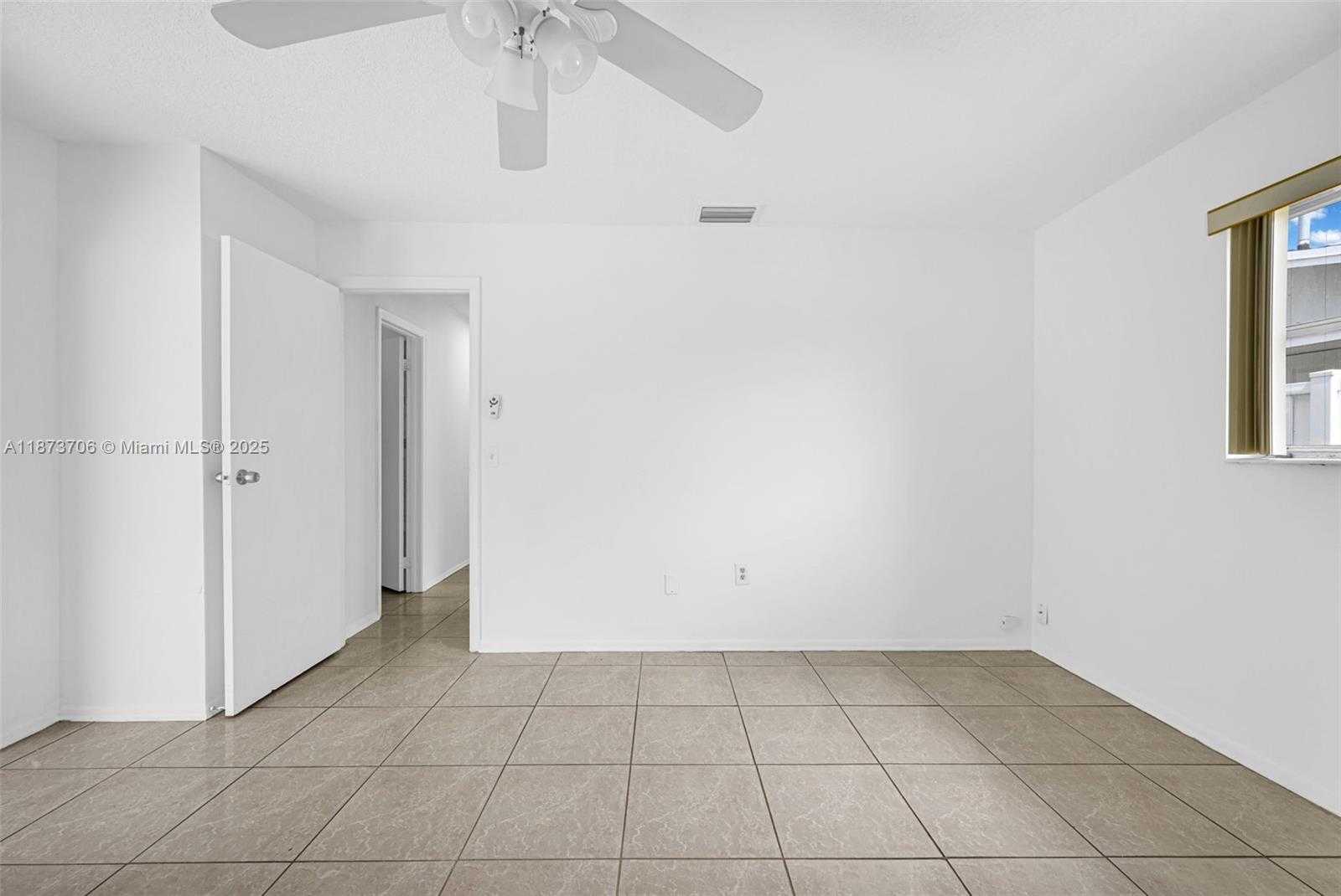 Small Image of 9480 NORTH WEST 24TH PL, Sunrise Number 34