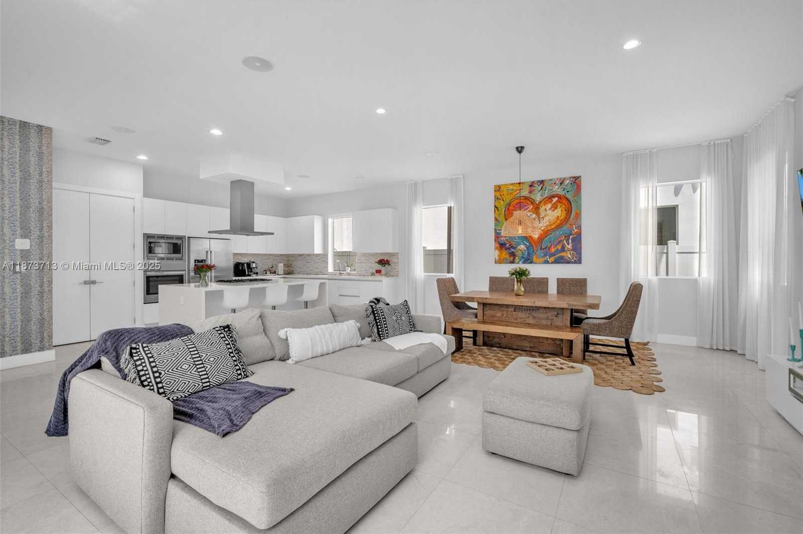 Small Image of 7457 NORTH WEST 101ST AVE, Doral Number 17
