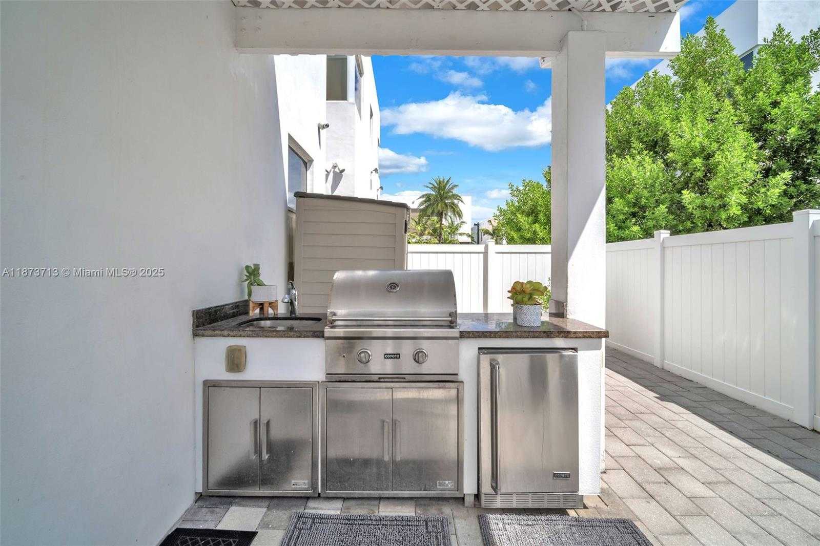 Small Image of 7457 NORTH WEST 101ST AVE, Doral Number 26