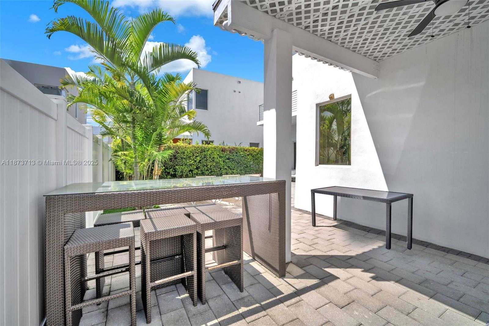 Small Image of 7457 NORTH WEST 101ST AVE, Doral Number 27