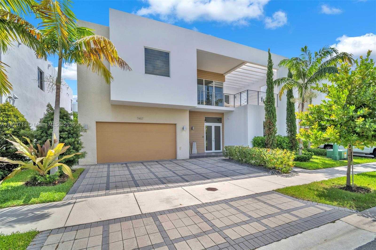 Small Image of 7457 NORTH WEST 101ST AVE, Doral Number 4