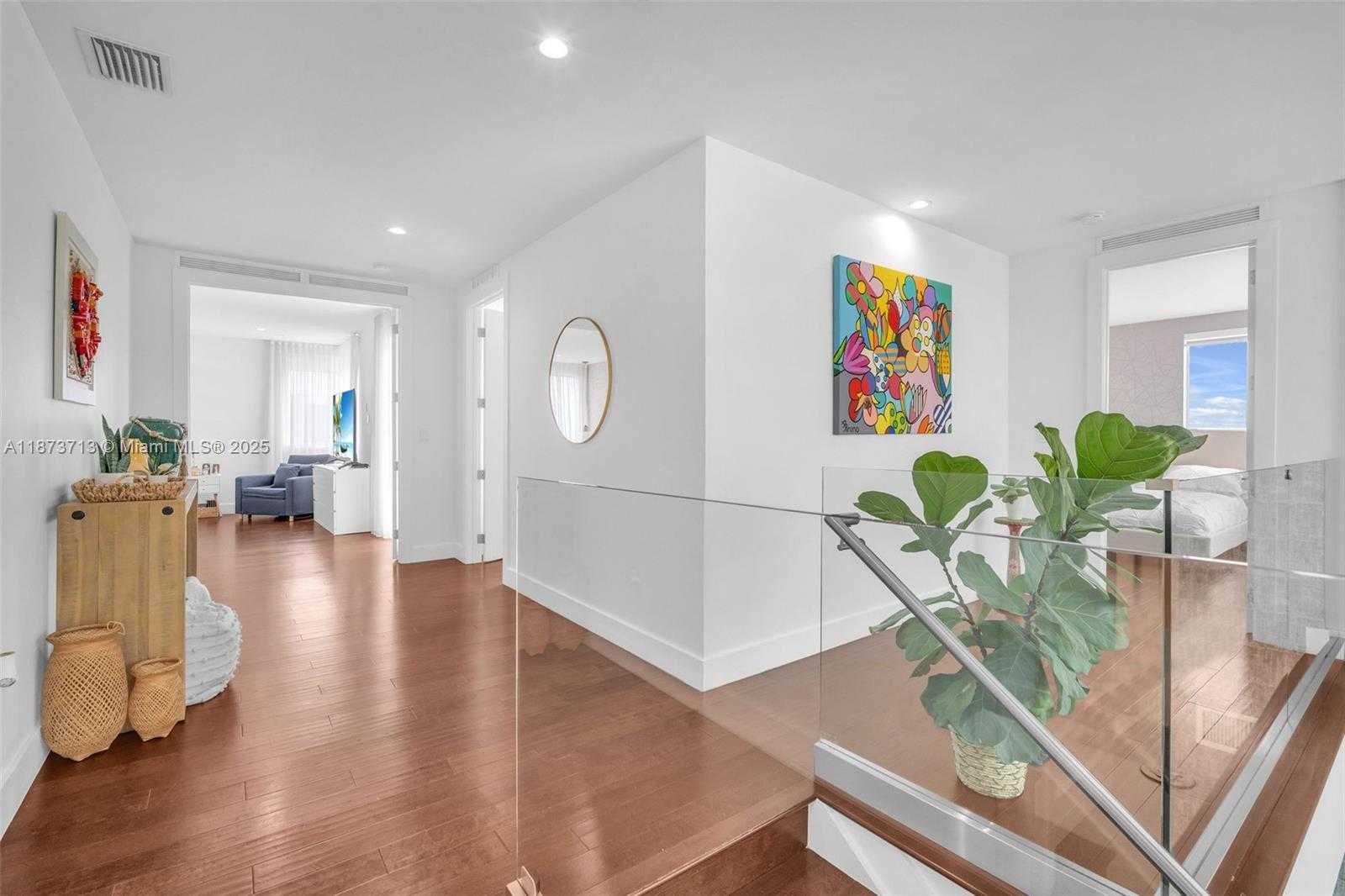 Small Image of 7457 NORTH WEST 101ST AVE, Doral Number 42