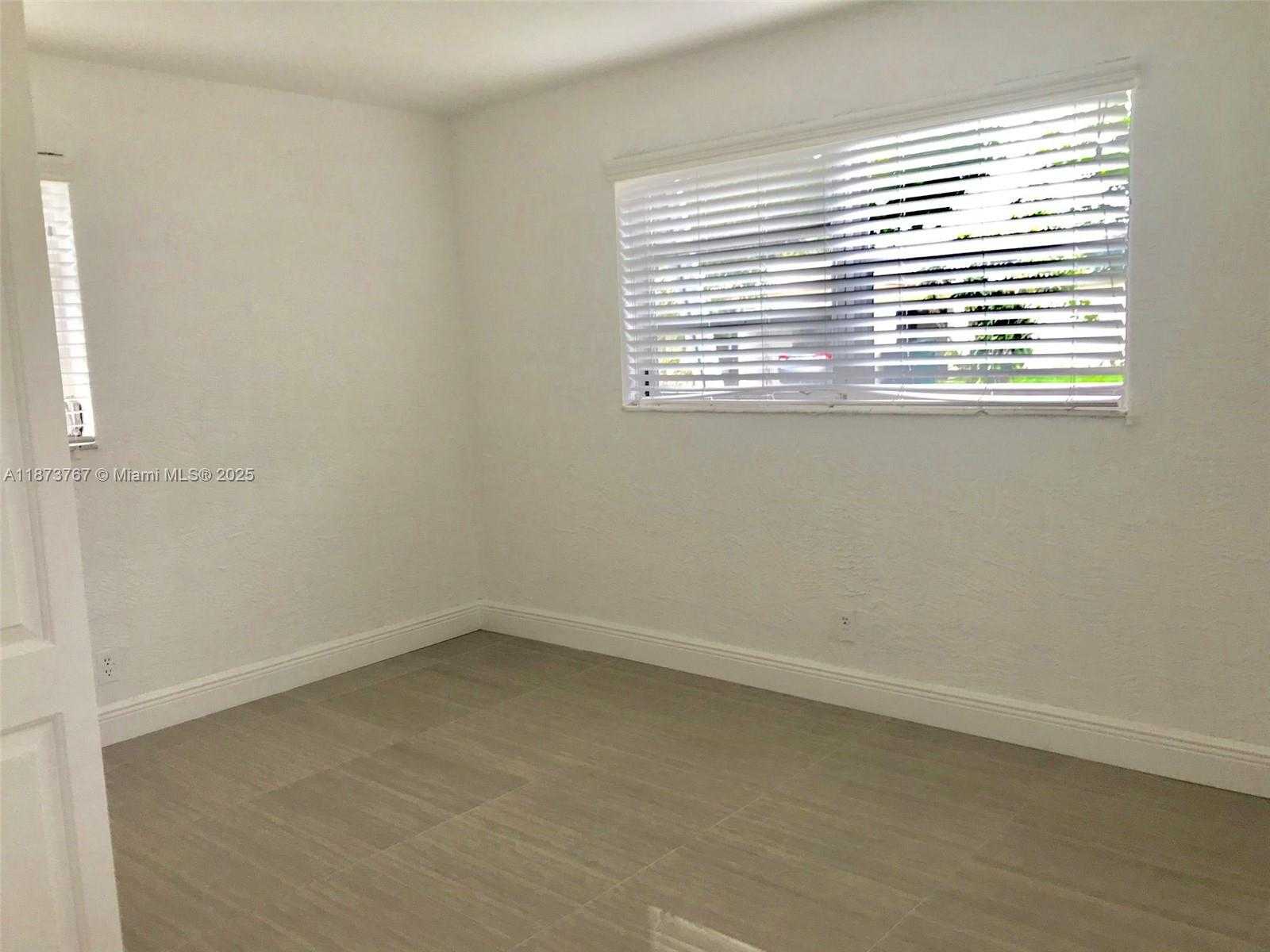 Small Image of 1501 NORTH EAST 3RD AVE, Fort Lauderdale Number 25