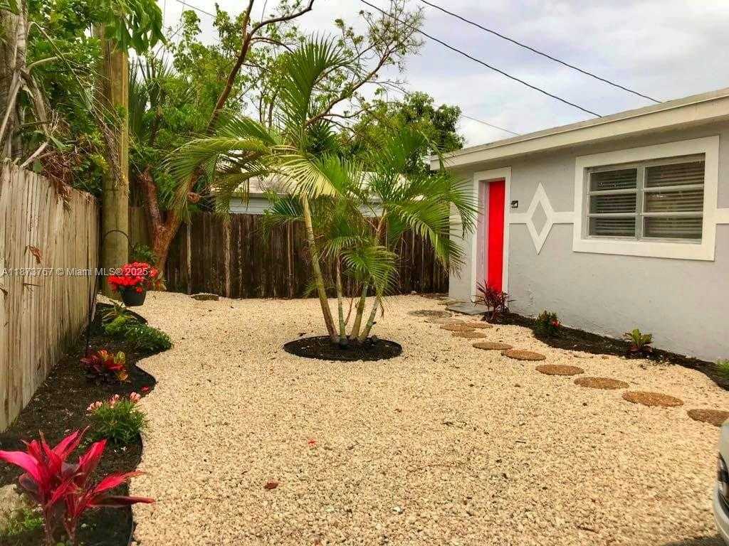 Small Image of 1501 NORTH EAST 3RD AVE, Fort Lauderdale Number 3