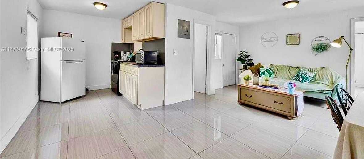 Small Image of 1501 NORTH EAST 3RD AVE, Fort Lauderdale Number 39