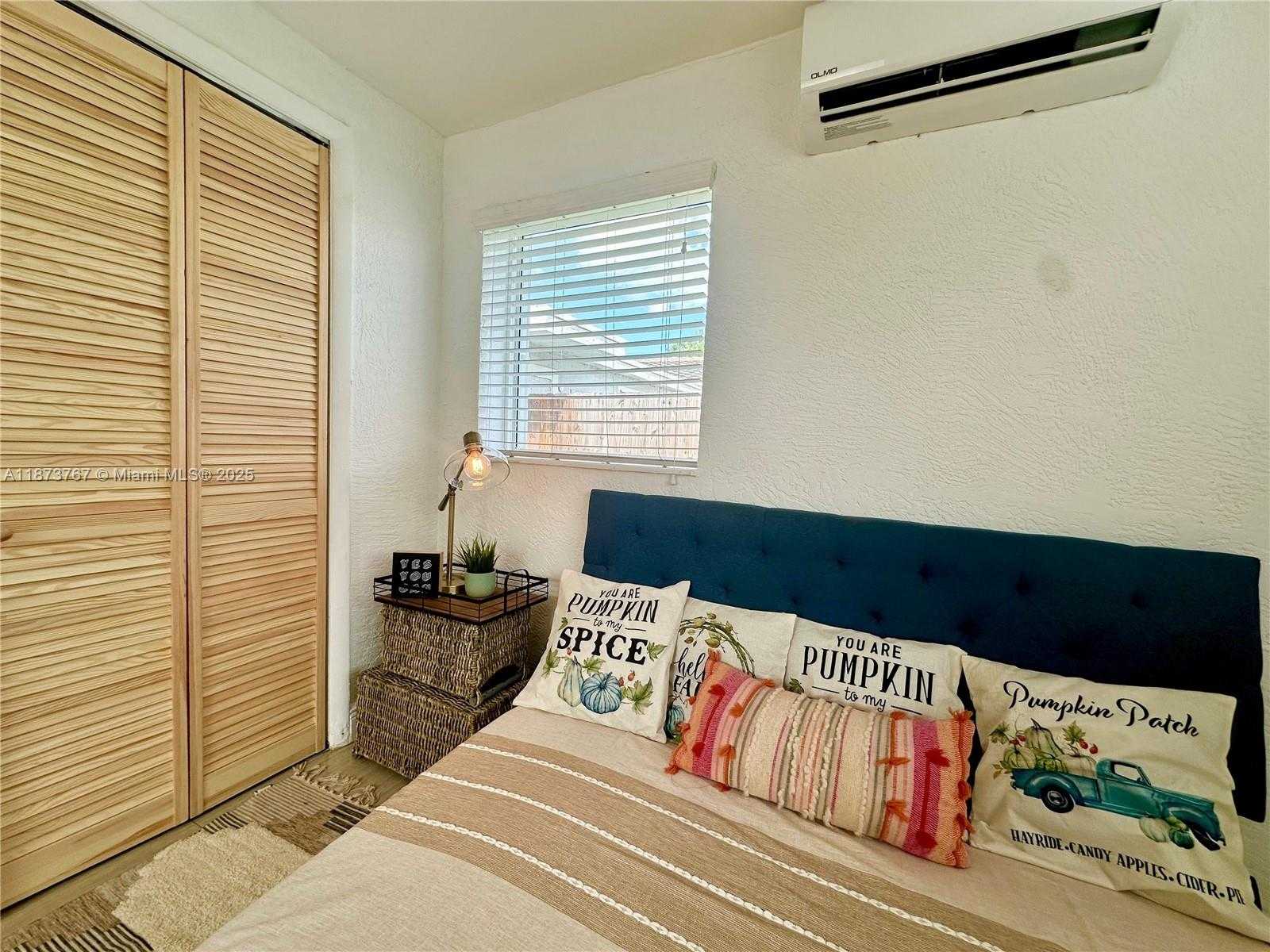 Small Image of 1501 NORTH EAST 3RD AVE, Fort Lauderdale Number 44