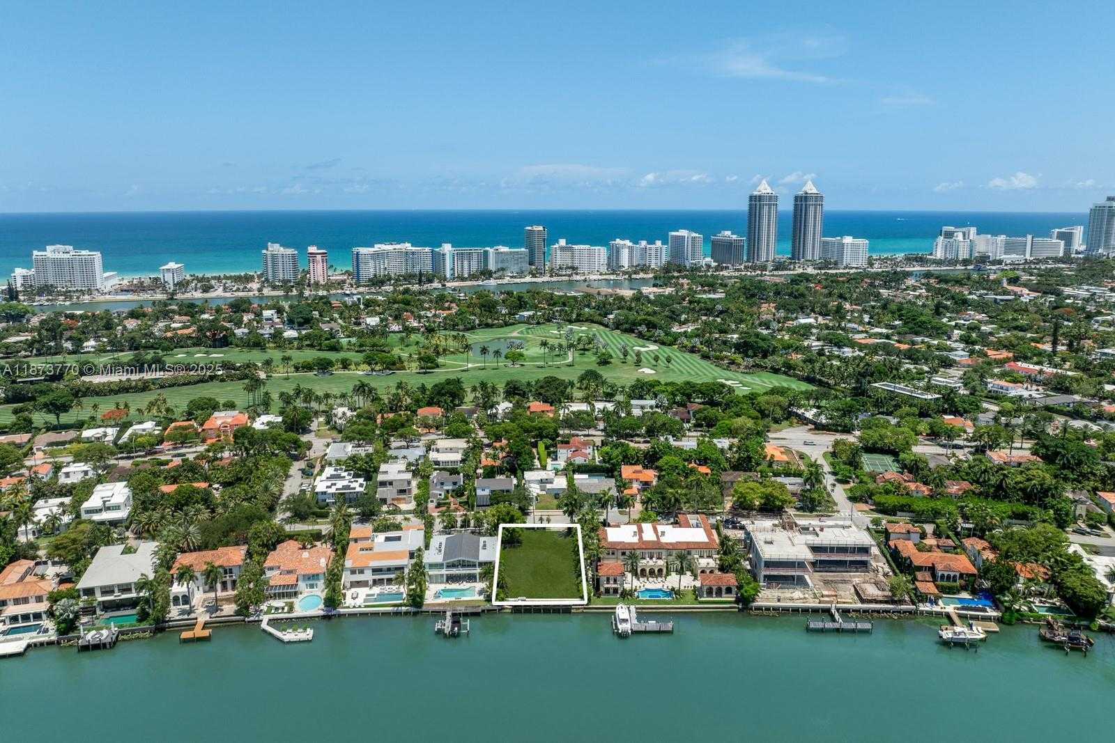 Small Image of 5226 NORTH BAY RD, Miami Beach Number 12