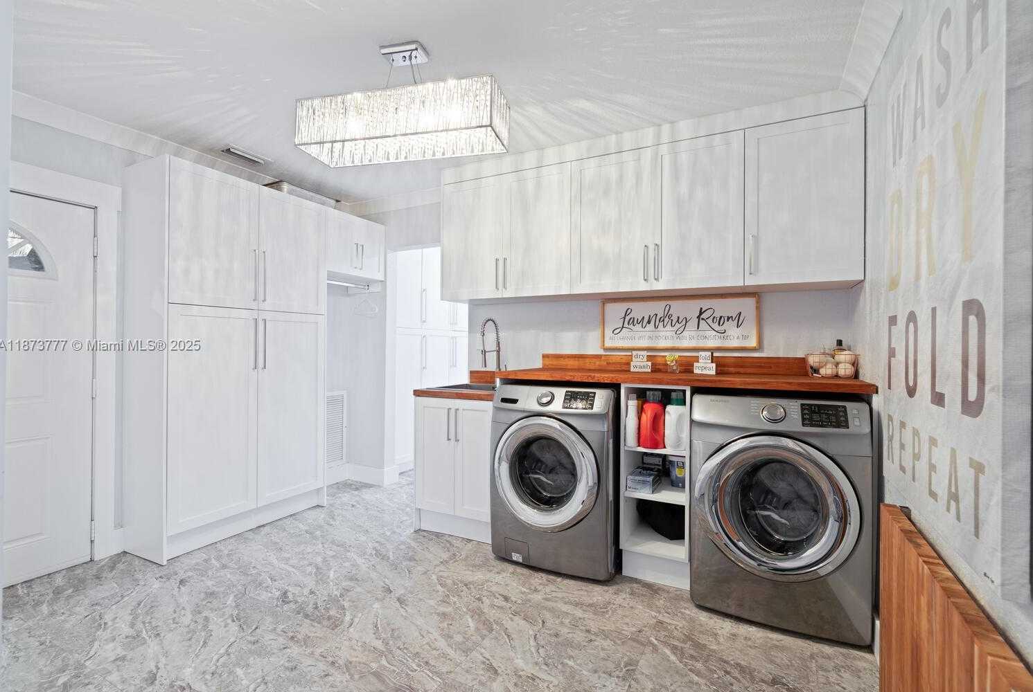Small Image of 20100 SOUTH WEST 182ND AVE, Miami Number 12