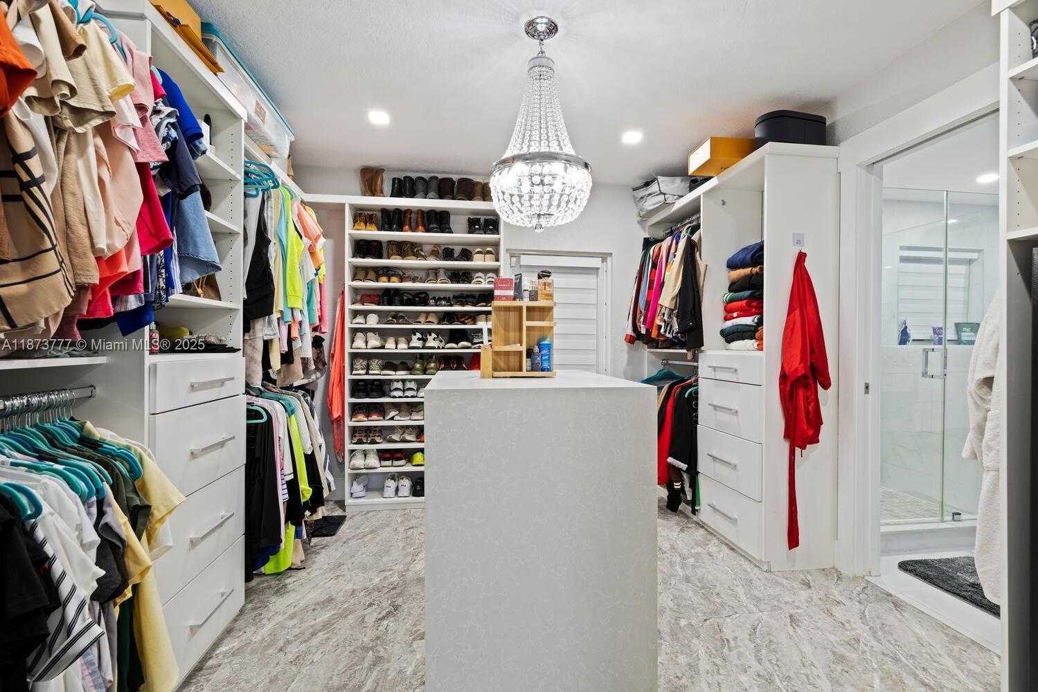 Small Image of 20100 SOUTH WEST 182ND AVE, Miami Number 15