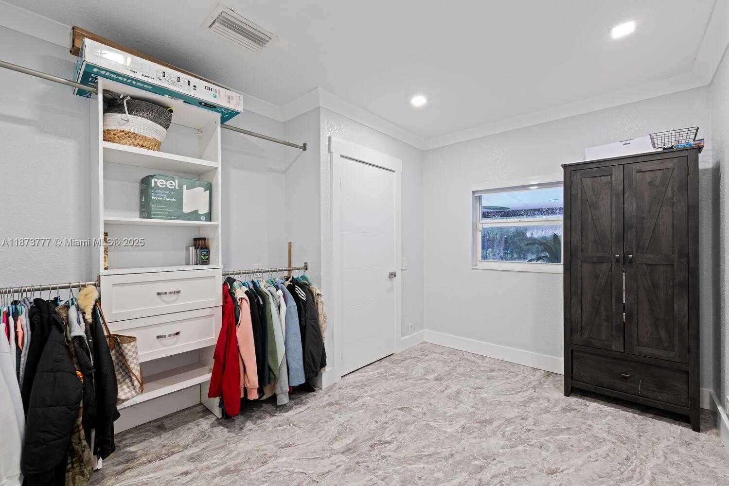 Small Image of 20100 SOUTH WEST 182ND AVE, Miami Number 20