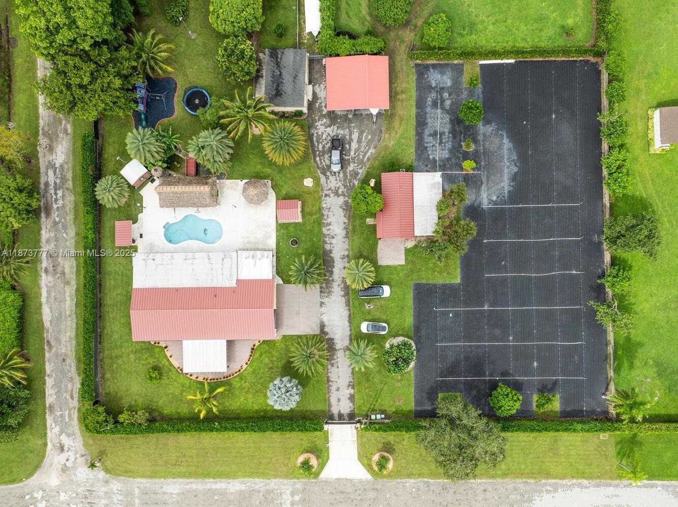 Small Image of 20100 SOUTH WEST 182ND AVE, Miami Number 42