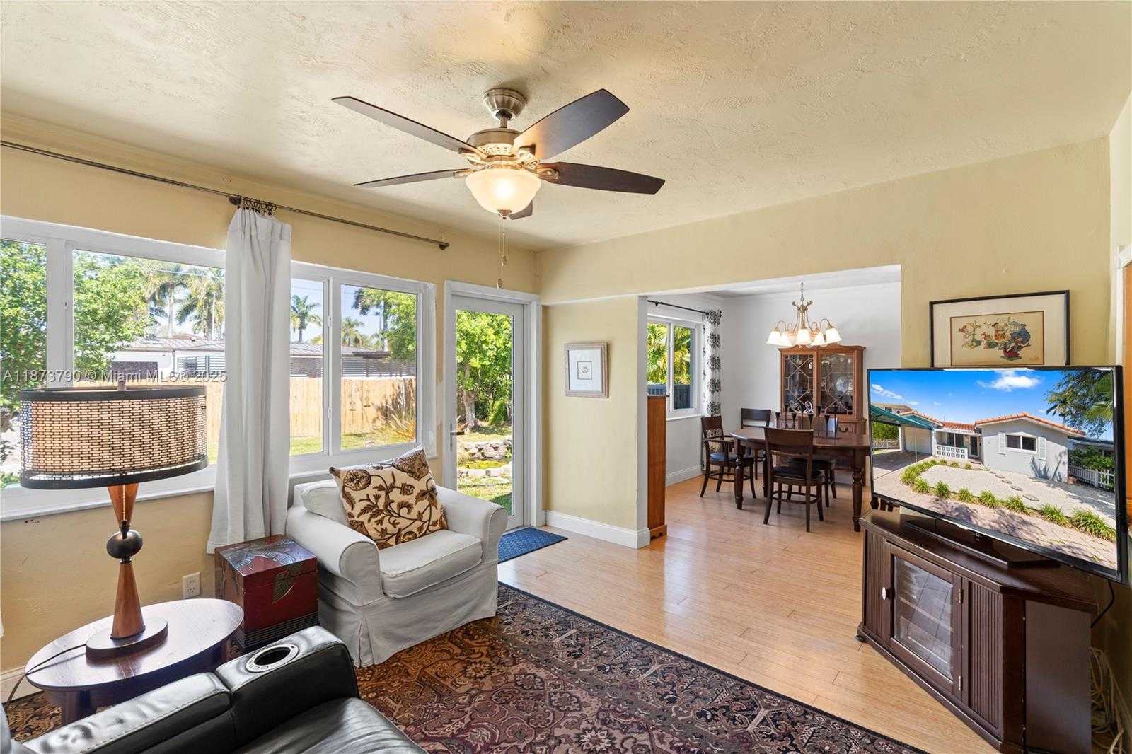Small Image of 1107 WASHINGTON ST, Hollywood Number 19