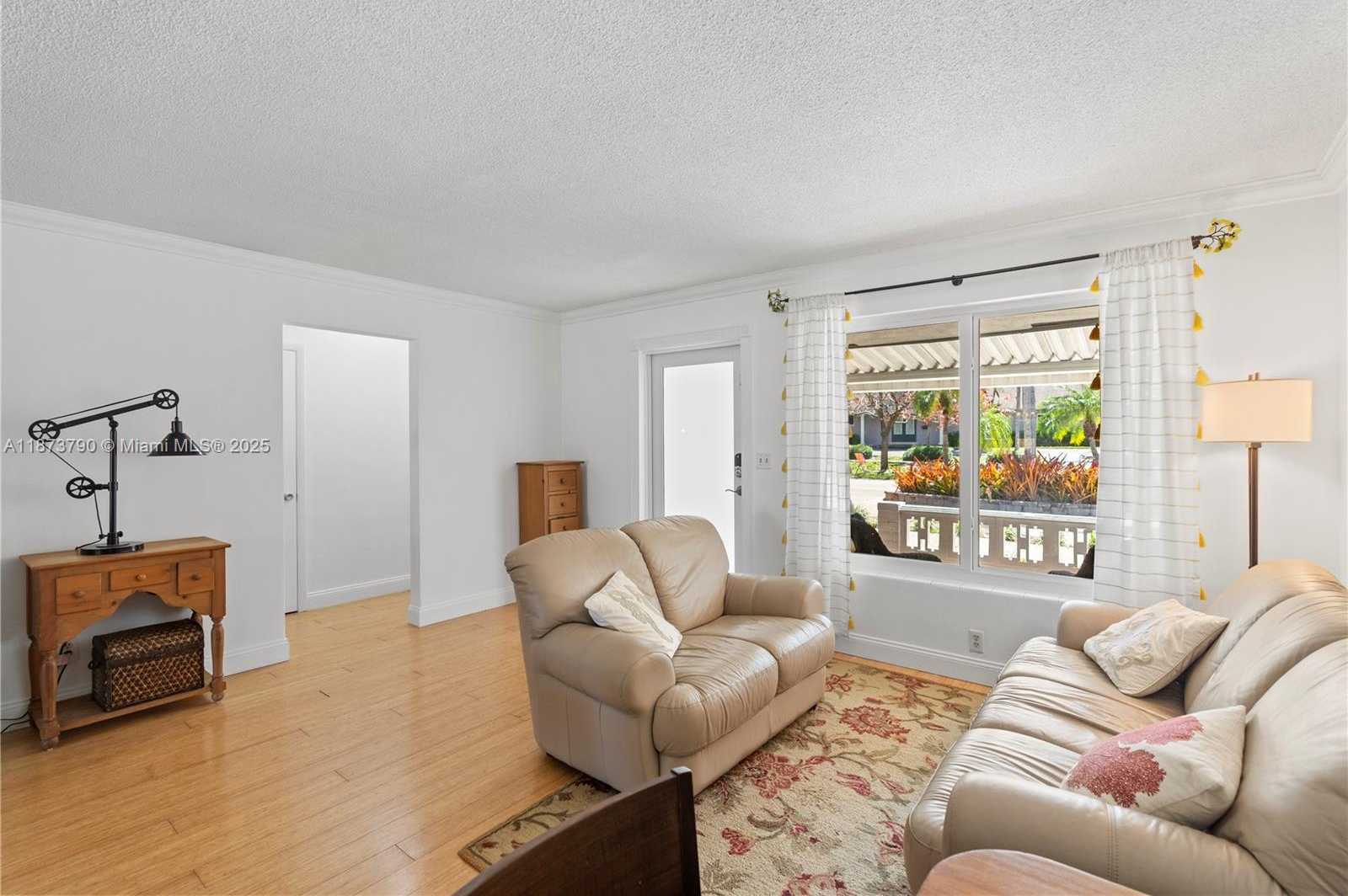 Small Image of 1107 WASHINGTON ST, Hollywood Number 8