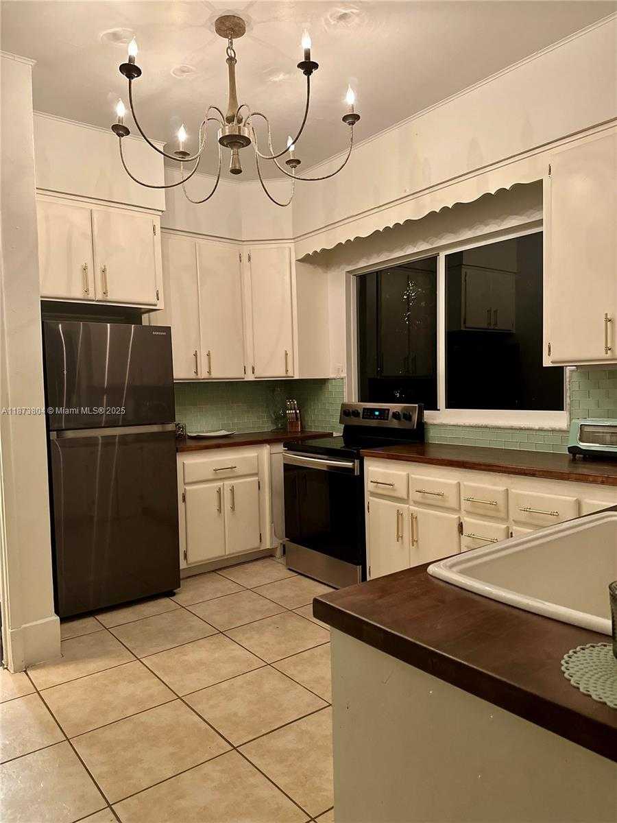 Small Image of 23550 SOUTH WEST 187TH AVE, Homestead Number 18