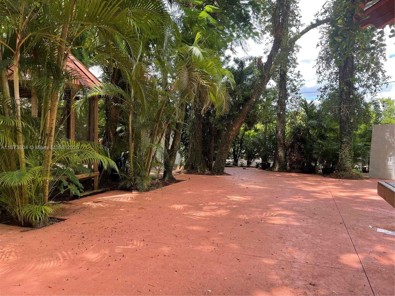 Small Image of 23550 SOUTH WEST 187TH AVE, Homestead Number 5