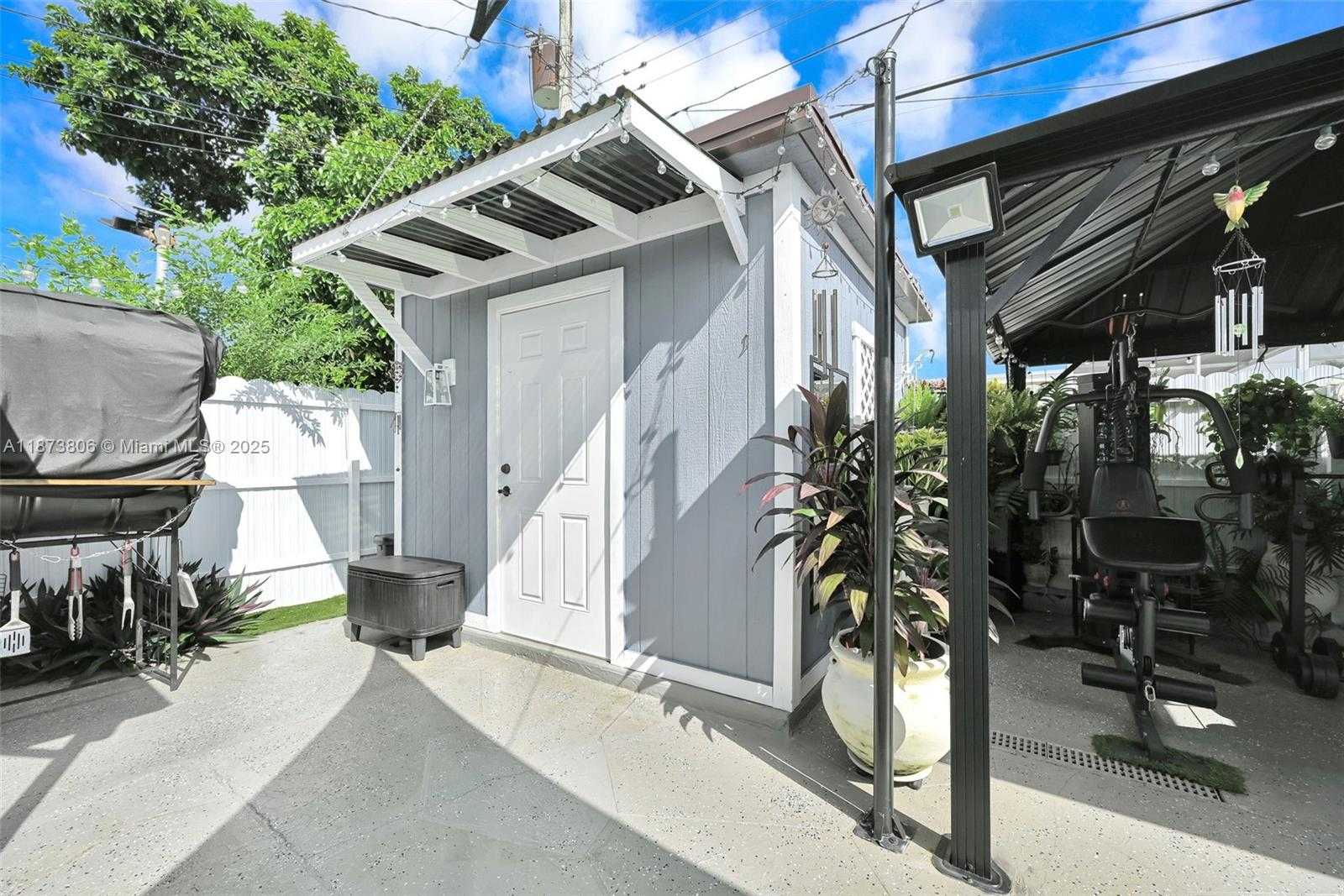 Small Image of 7905 RAMONA ST, Miramar Number 36
