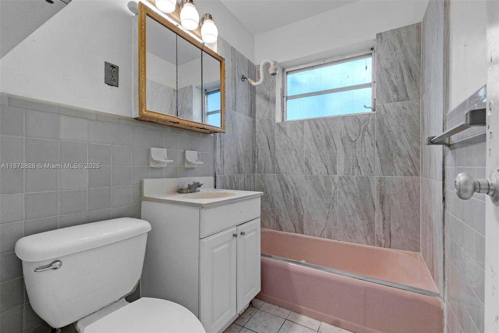 Small Image of 3229 CLEVELAND ST, Hollywood Number 15