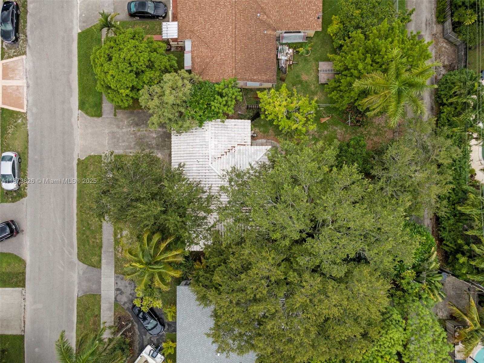 Small Image of 3229 CLEVELAND ST, Hollywood Number 28