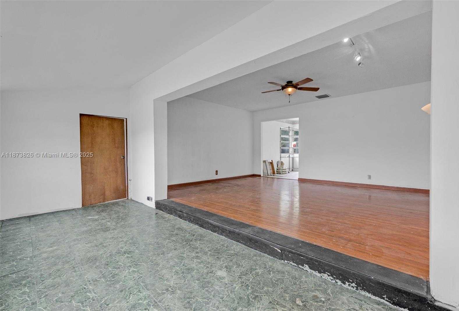 Small Image of 3229 CLEVELAND ST, Hollywood Number 6
