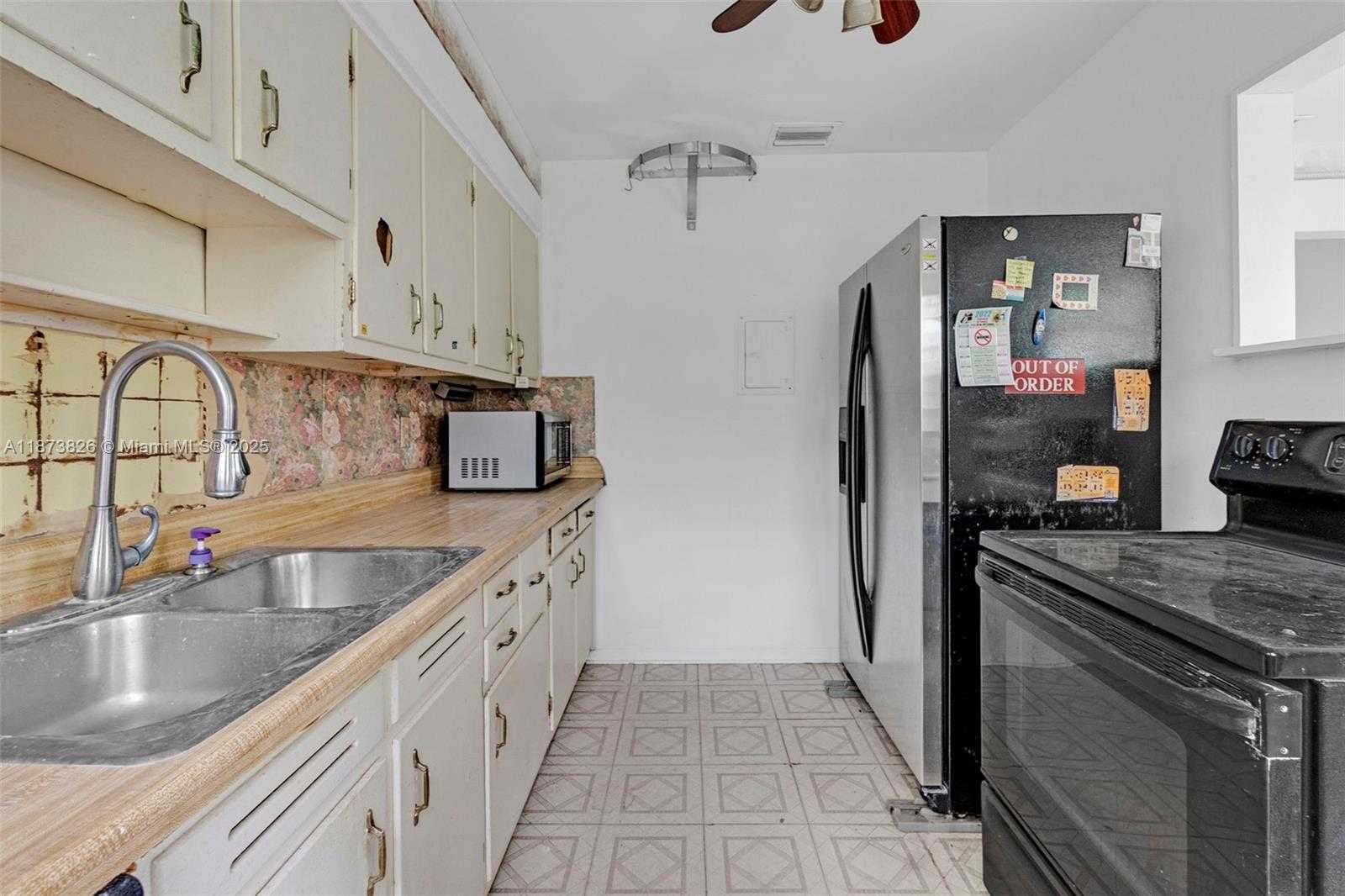 Small Image of 3229 CLEVELAND ST, Hollywood Number 9