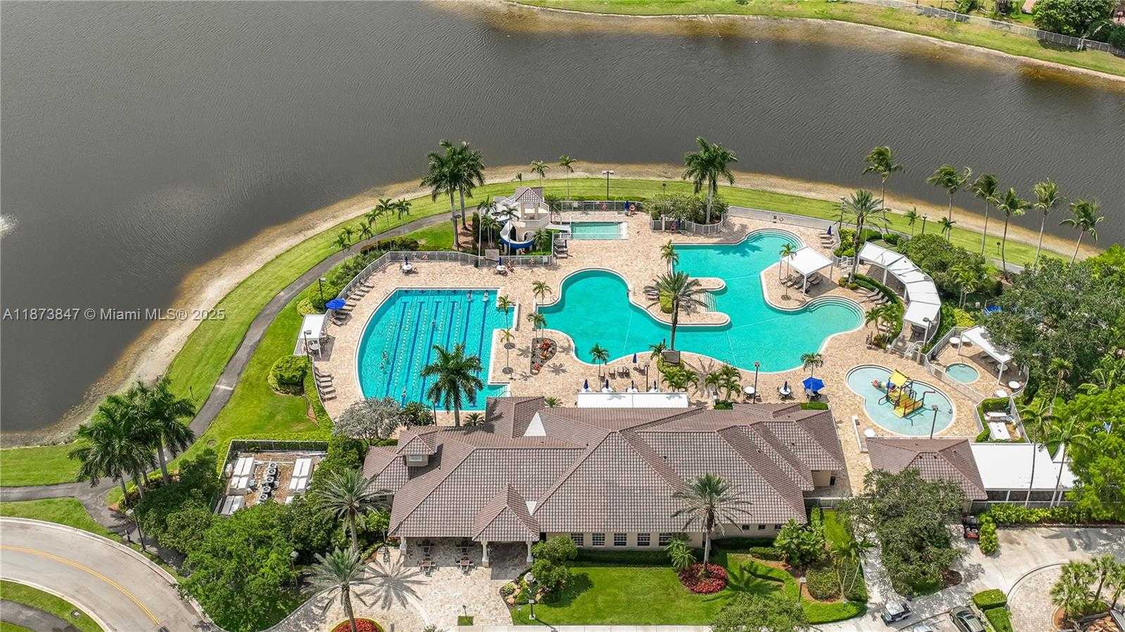 Small Image of 1433 SABAL TRL, Weston Number 43