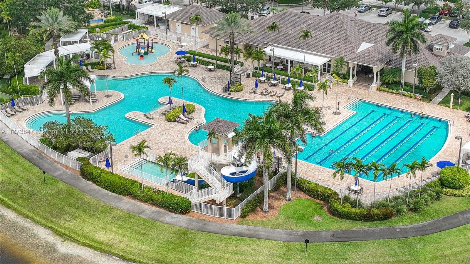 Small Image of 1433 SABAL TRL, Weston Number 44