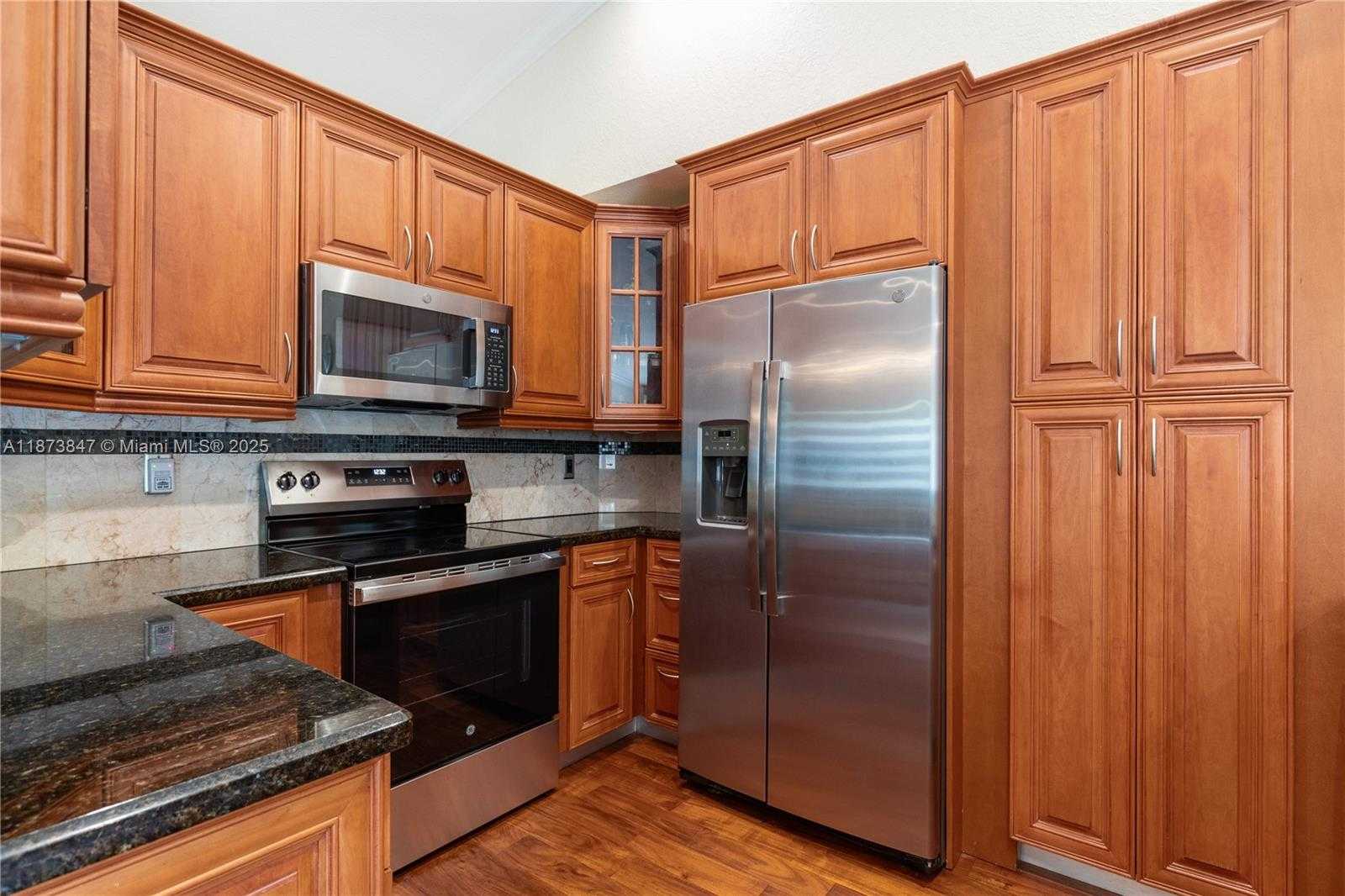 Small Image of 1433 SABAL TRL, Weston Number 6